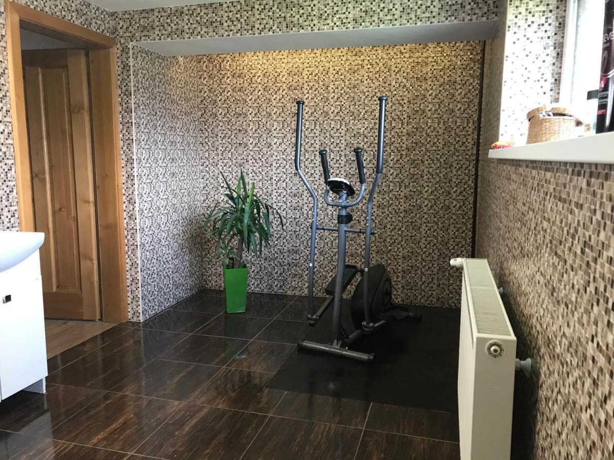 Apartman Emka 2 ลิฟตอฟสกีมิคูลาช ภายนอก รูปภาพ