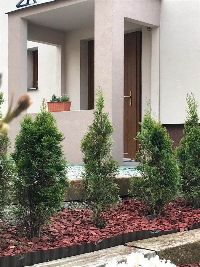 Apartman Emka 2 ลิฟตอฟสกีมิคูลาช ภายนอก รูปภาพ